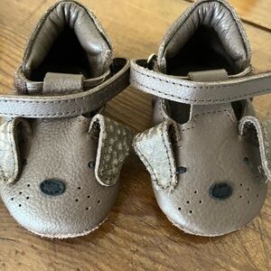 Donsje leather puppy crib shoes slippers